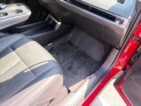 Used 2024 Cadillac Lyriq Sport w/ LPO, Floor Liner Package AWD/4WD image 40