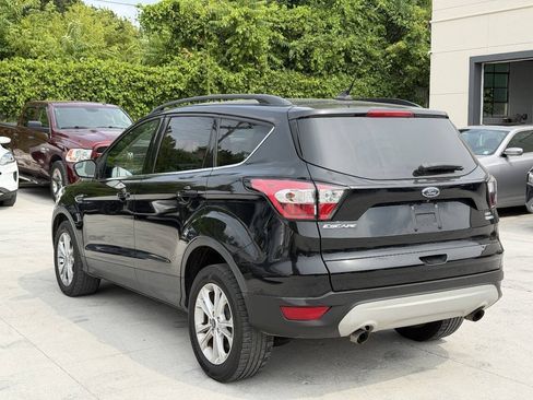 Used 2018 Ford Escape SEL AWD/4WD image 5