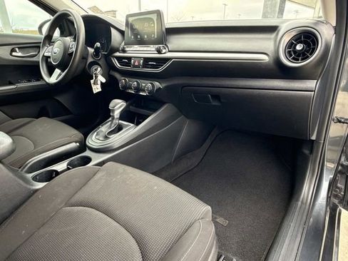 Used 2020 Kia Forte LXS image 18