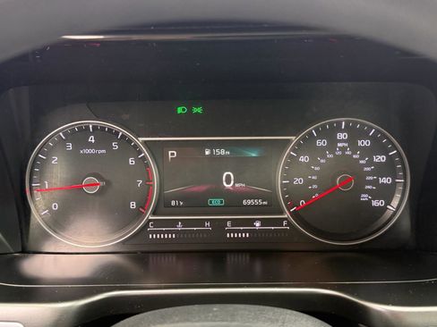 Used 2021 Kia Sorento LX image 11