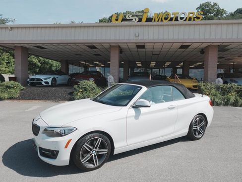 Used 2017 BMW 230i Convertible RWD image 19