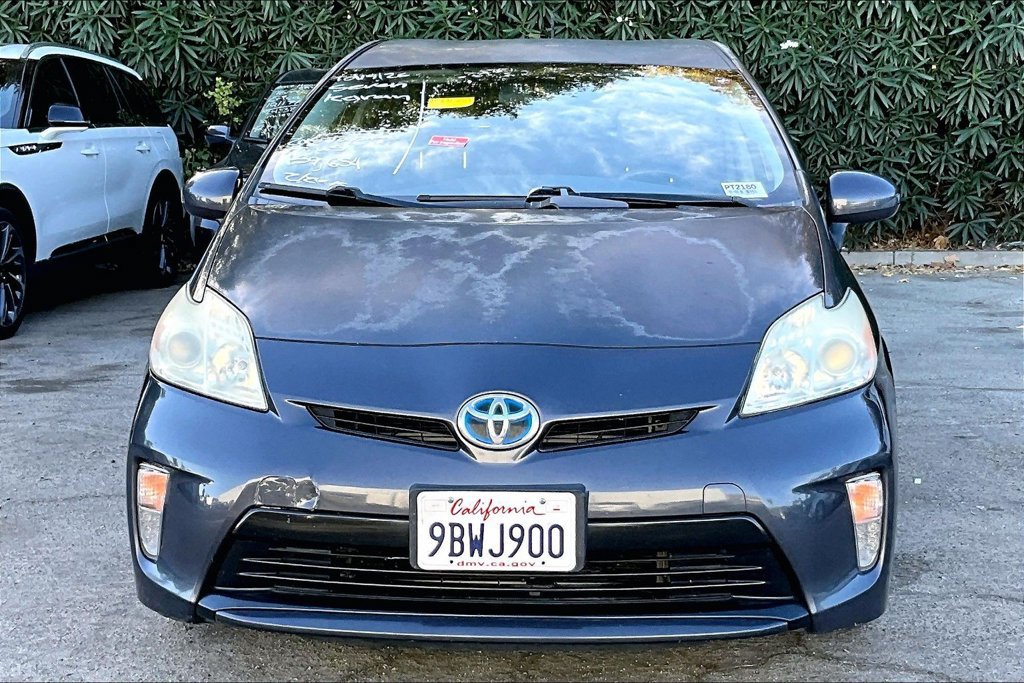 Used 2015 Toyota Prius Two FWD image 2