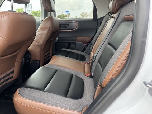 Certified 2024 Ford Bronco Sport Outer Banks w/ Tech Package AWD/4WD image 15