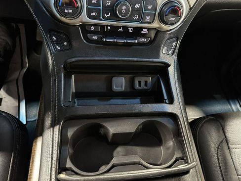 Used 2018 GMC Yukon XL Denali w/ Denali Ultimate Package AWD/4WD image 22