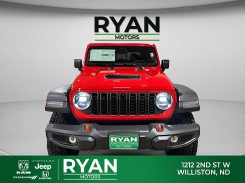 New 2026 Jeep Gladiator Mojave w/ Technology Group AWD/4WD image 4
