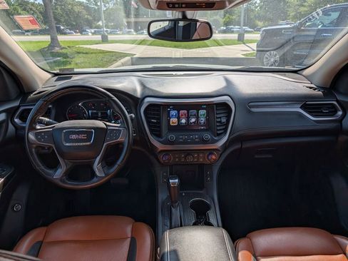 Used 2019 GMC Acadia SLT AWD/4WD image 10
