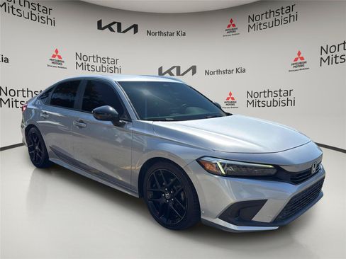 Used 2022 Honda Civic Sport image 7