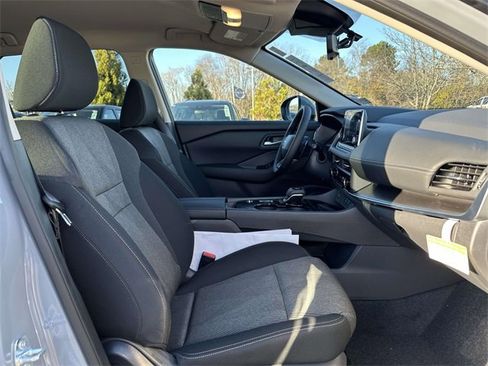 New 2026 Nissan Rogue SV image 10