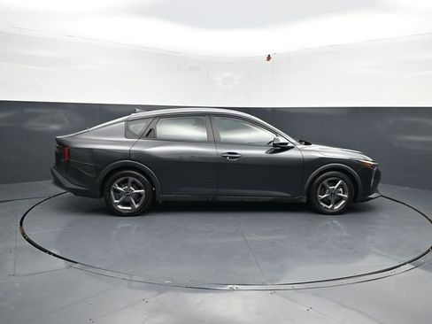 Used 2025 Kia K4 LXS image 11