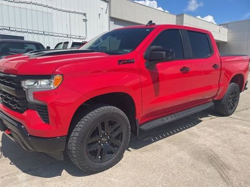 Used 2023 Chevrolet Silverado 1500 LT Trail Boss w/ LPO, Dark Essentials Package AWD/4WD image 1