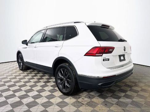 Used 2022 Volkswagen Tiguan SE image 5