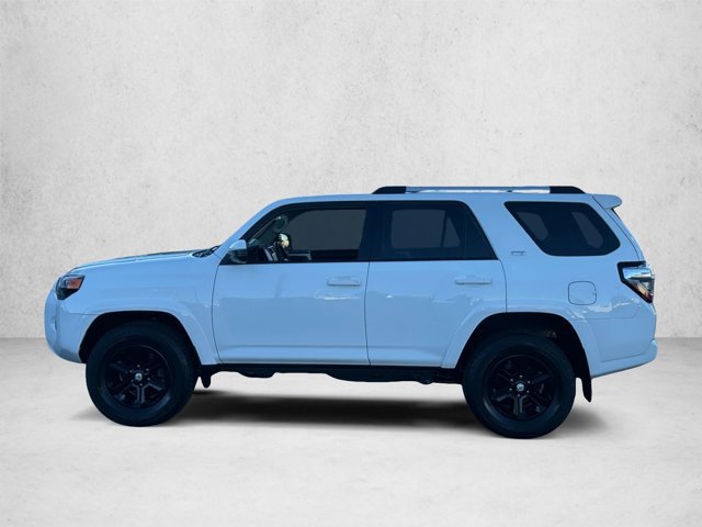 Used 2021 Toyota 4Runner SR5 AWD/4WD image 9