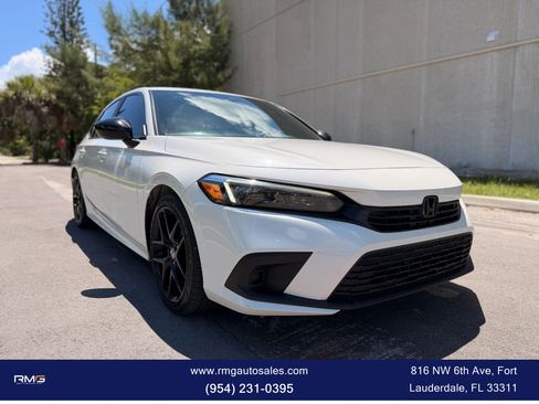 Used 2022 Honda Civic Sport image 4