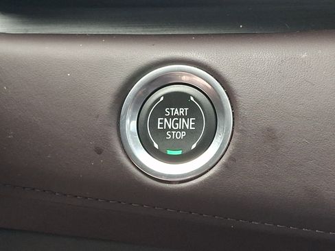Certified 2023 Cadillac Escalade ESV Sport Platinum w/ LPO, ONYX Package AWD/4WD image 24