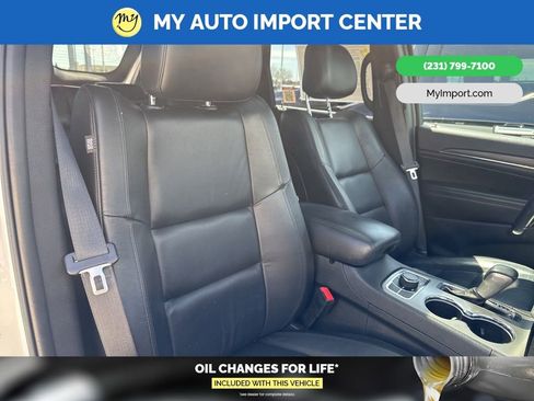 Used 2021 Jeep Grand Cherokee Limited AWD/4WD image 30