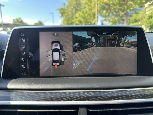 Used 2017 BMW 740i RWD image 26