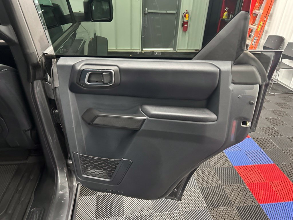 Used 2025 Ford Bronco Badlands AWD/4WD image 19