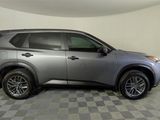 Used 2021 Nissan Rogue S image 3