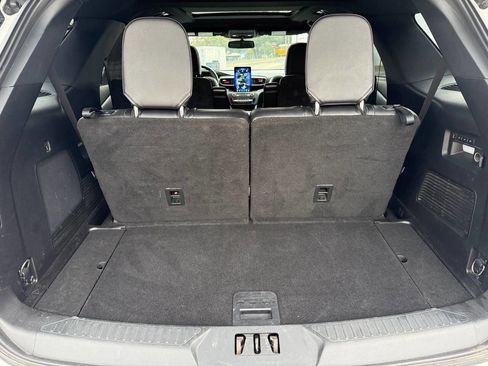 Used 2020 Ford Explorer ST w/ ST Street Pack image 29