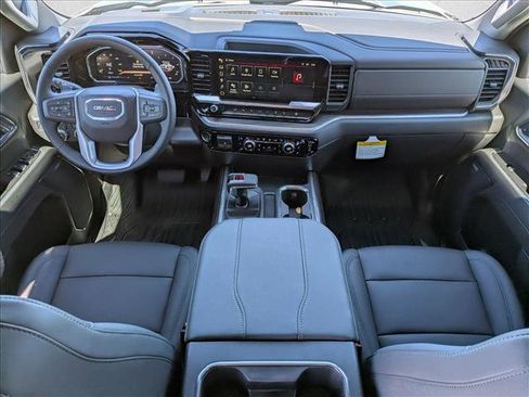 Used 2026 GMC Sierra 1500 SLT AWD/4WD image 17