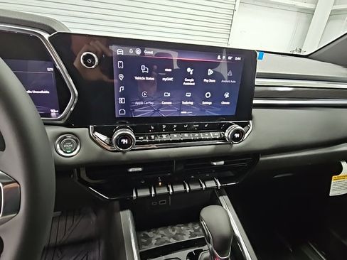 New 2026 GMC Canyon Elevation w/ Convenience Package image 12