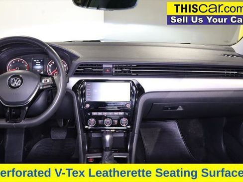 Used 2021 Volkswagen Passat 2.0T SE w/ Luggage Net & Mats Package FWD image 22