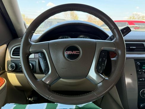 Used 2013 GMC Sierra 2500 SLT w/ SLT Convenience Package image 23