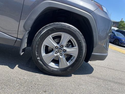 Used 2025 Toyota RAV4 XLE AWD/4WD image 11