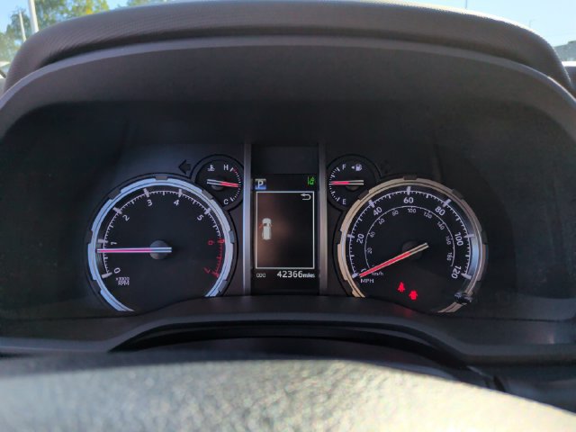 Certified 2023 Toyota 4Runner TRD Off-Road Premium w/ Off Road Premium Plus Package AWD/4WD image 17