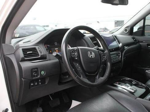 Used 2016 Honda Pilot Elite image 2