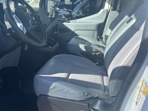 Used 2017 Ford Transit 250 148 Low Roof image 9