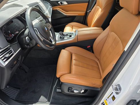 Certified 2022 BMW X7 xDrive40i w/ Premium Package AWD/4WD image 9
