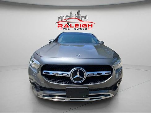 Used 2021 Mercedes-Benz GLA 250 4MATIC image 3