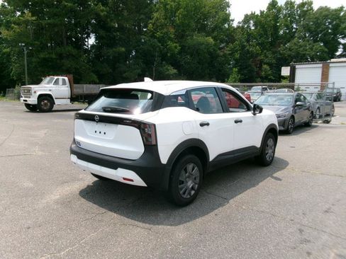 Used 2025 Nissan Kicks S FWD image 6