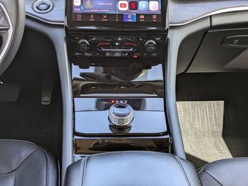 Used 2023 Jeep Grand Cherokee Limited w/ Black Appearance Package image 20