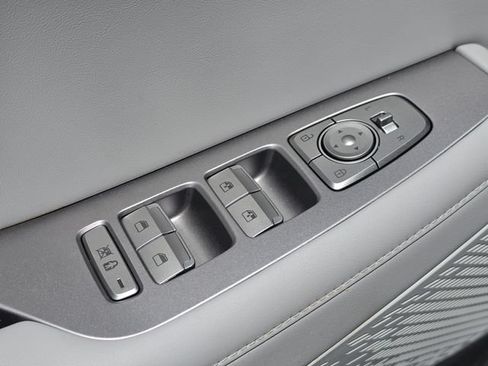 Used 2025 Hyundai Palisade SEL FWD image 22