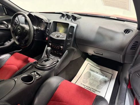 Used 2016 Nissan 370Z NISMO image 26