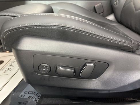 Used 2024 BMW 530i RWD image 28