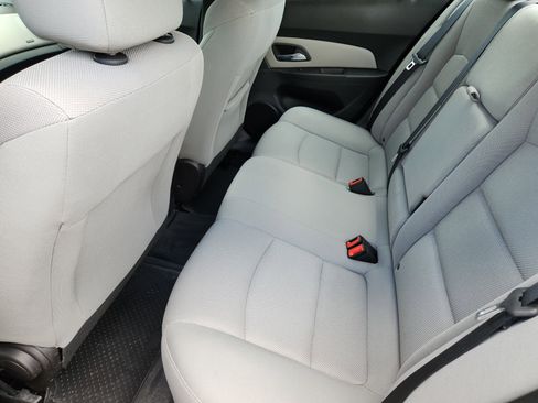 Used 2015 Chevrolet Cruze LT FWD image 28