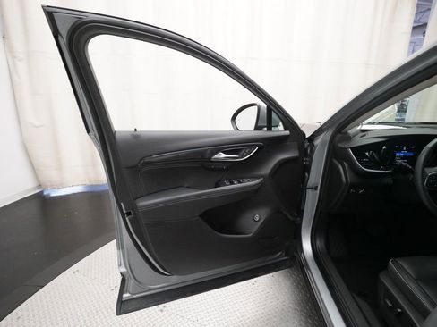 Used 2023 Buick Envision Essence FWD image 28