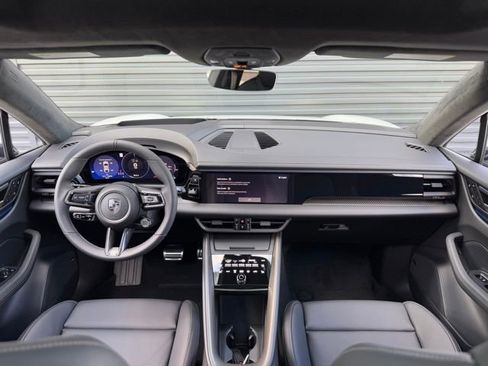 New 2025 Porsche Macan Turbo Electric image 15
