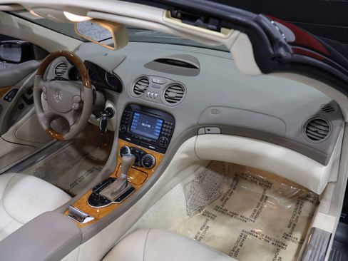Used 2007 Mercedes-Benz SL 550 image 39