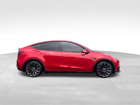Used 2022 Tesla Model Y Performance AWD/4WD image 6