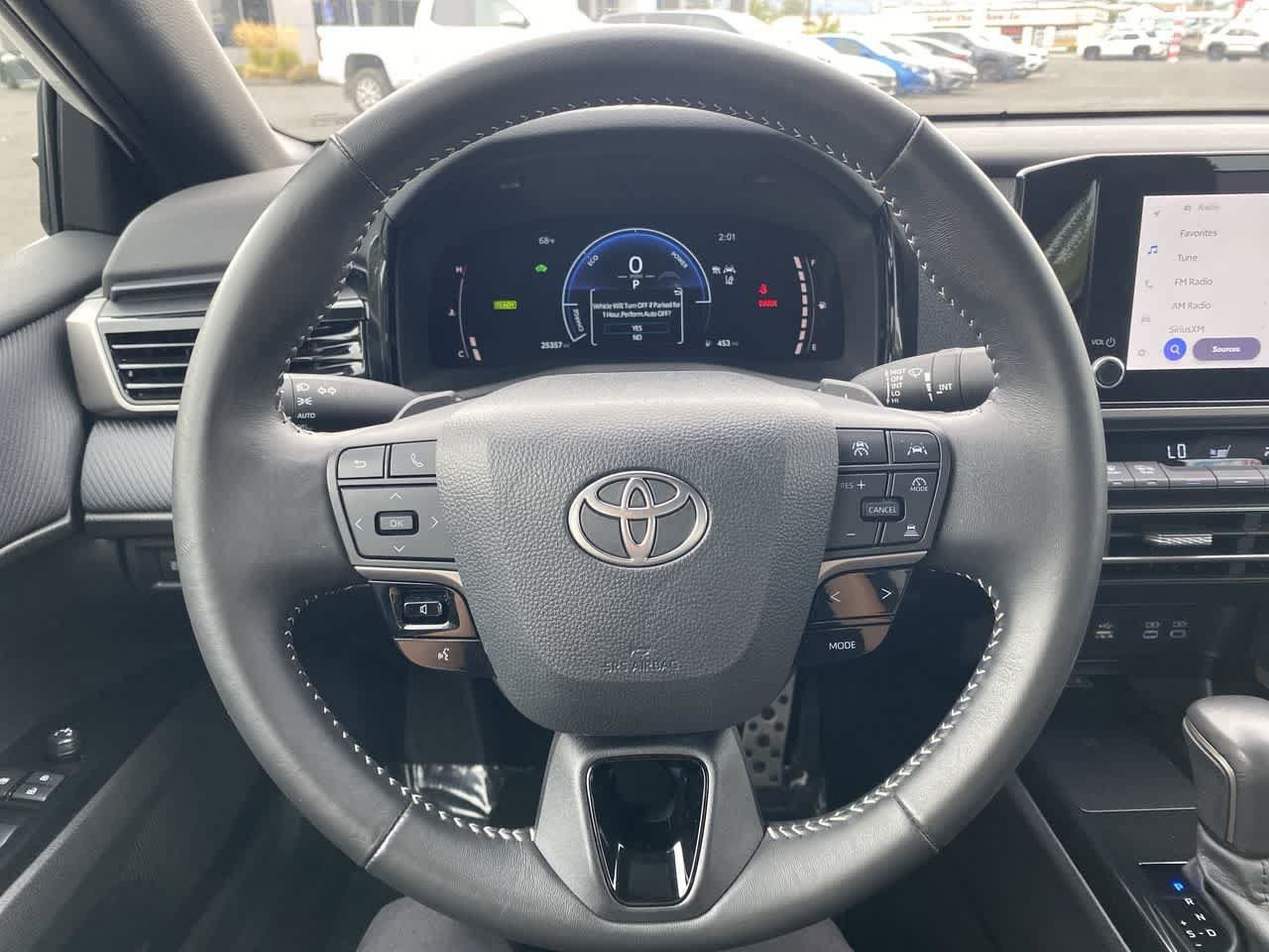 Certified 2025 Toyota Camry SE FWD image 14