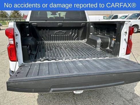 Used 2023 Chevrolet Silverado 1500 RST w/ Z71 Off-Road Package AWD/4WD image 14