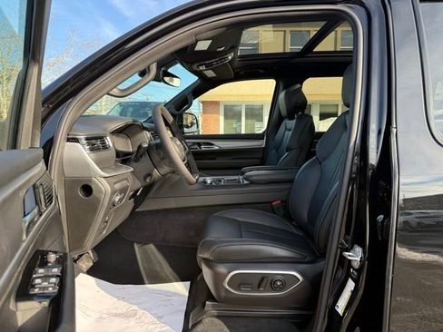 New 2026 Jeep Grand Wagoneer L Limited image 23