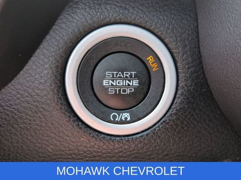Used 2021 RAM 1500 Laramie w/ Sport Appearance Package AWD/4WD image 17