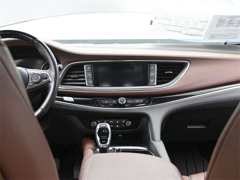 Used 2021 Buick Enclave Avenir w/ Avenir Technology Package image 27