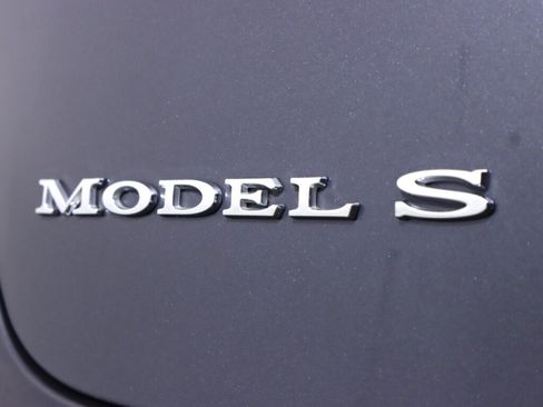 Used 2018 Tesla Model S 75D AWD/4WD image 36