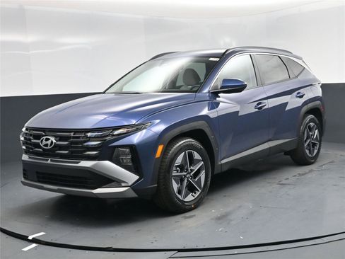 New 2026 Hyundai Tucson SEL image 1